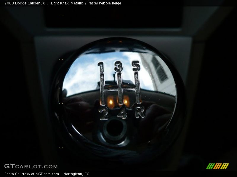 Light Khaki Metallic / Pastel Pebble Beige 2008 Dodge Caliber SXT