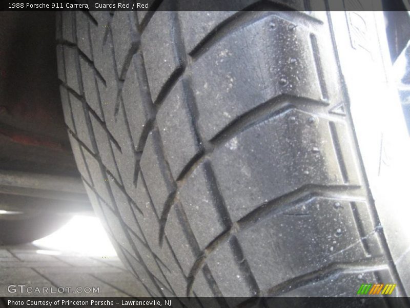 Guards Red / Red 1988 Porsche 911 Carrera