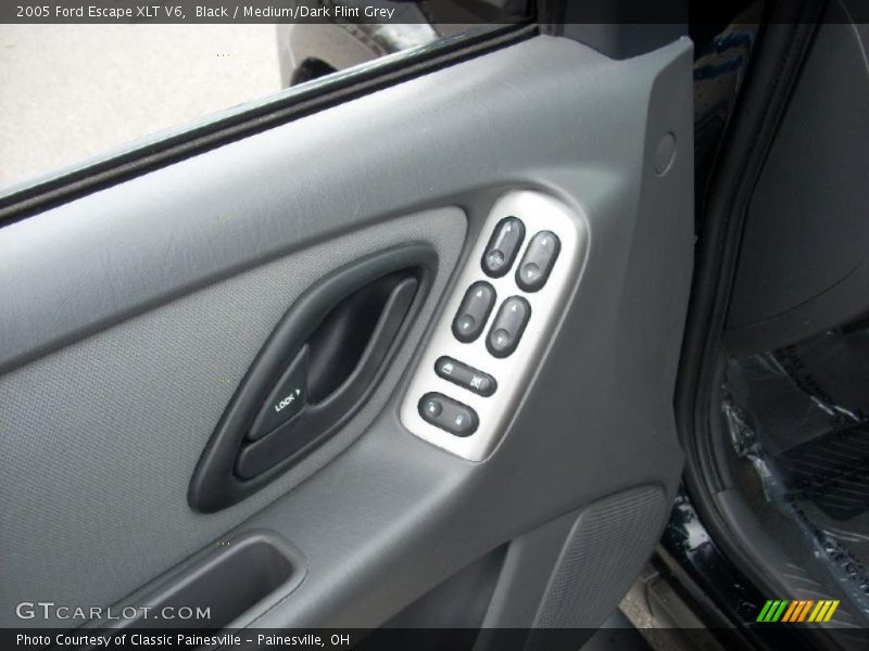 Black / Medium/Dark Flint Grey 2005 Ford Escape XLT V6