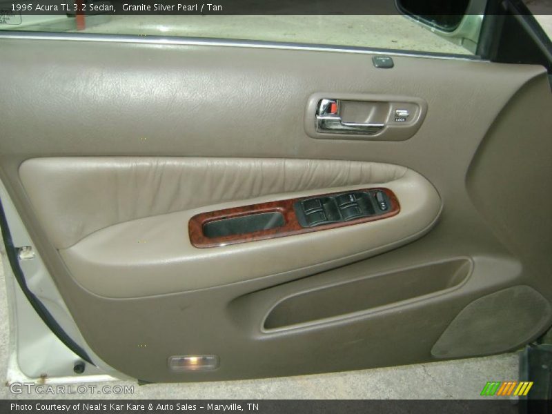 Granite Silver Pearl / Tan 1996 Acura TL 3.2 Sedan