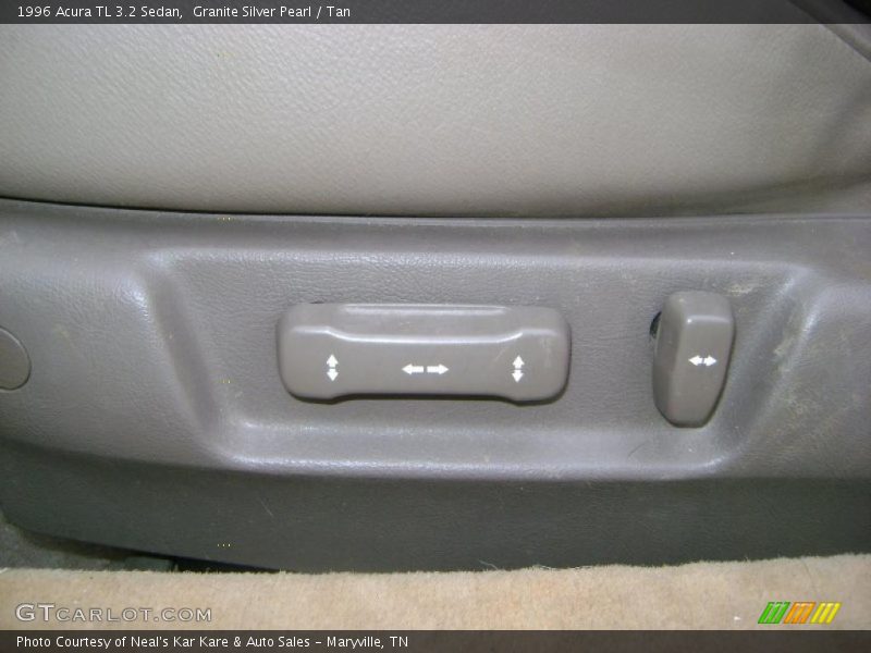 Granite Silver Pearl / Tan 1996 Acura TL 3.2 Sedan