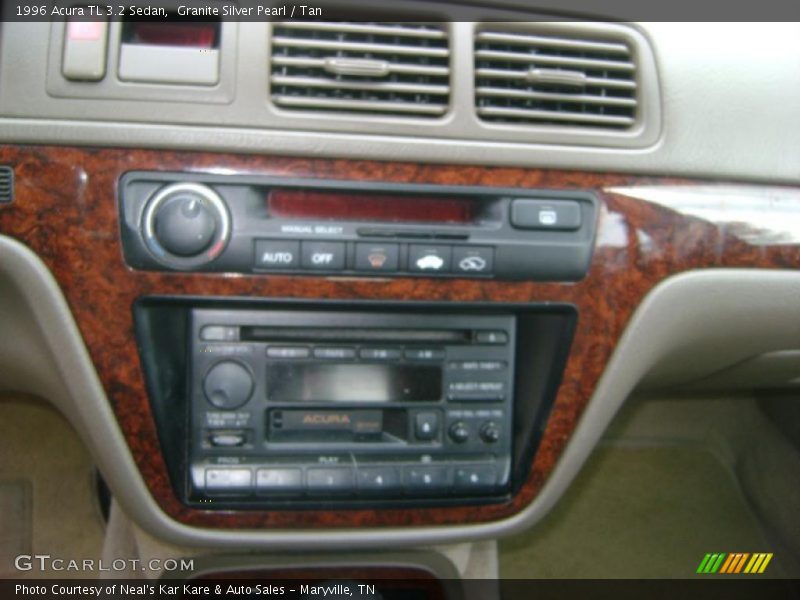 Granite Silver Pearl / Tan 1996 Acura TL 3.2 Sedan