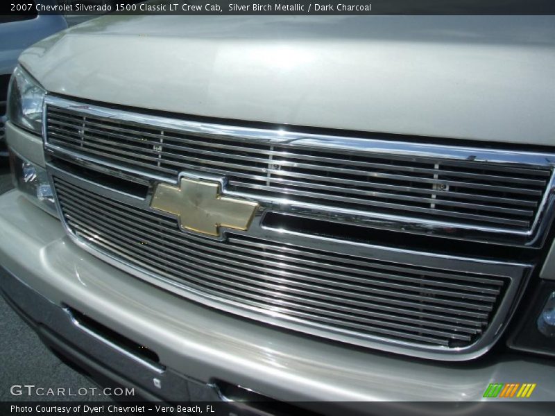 Silver Birch Metallic / Dark Charcoal 2007 Chevrolet Silverado 1500 Classic LT Crew Cab