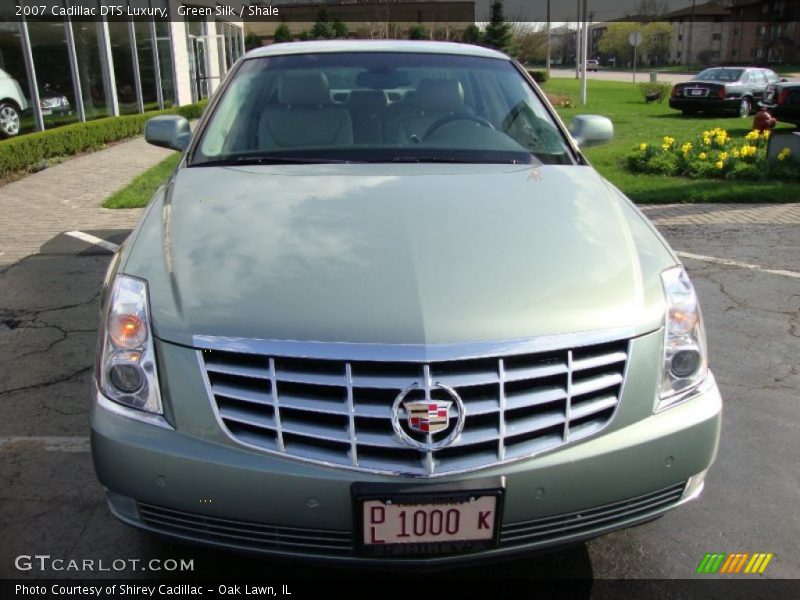 Green Silk / Shale 2007 Cadillac DTS Luxury