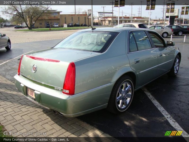 Green Silk / Shale 2007 Cadillac DTS Luxury
