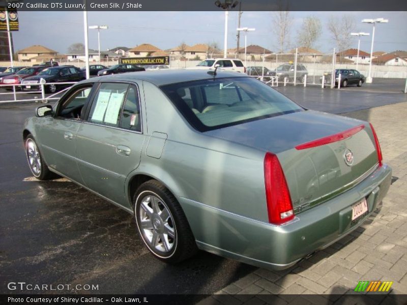 Green Silk / Shale 2007 Cadillac DTS Luxury
