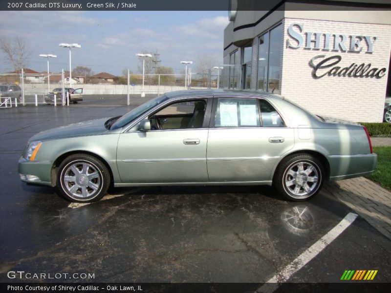 Green Silk / Shale 2007 Cadillac DTS Luxury
