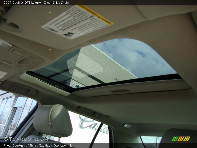Green Silk / Shale 2007 Cadillac DTS Luxury
