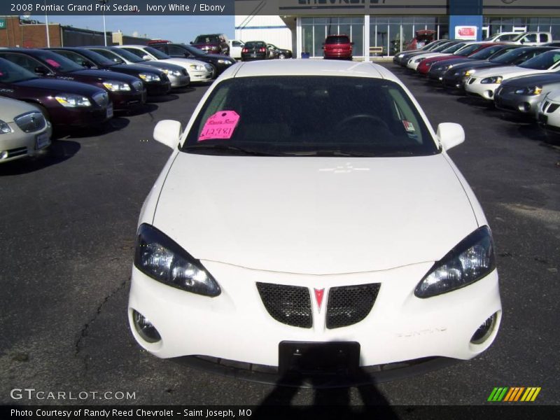 Ivory White / Ebony 2008 Pontiac Grand Prix Sedan