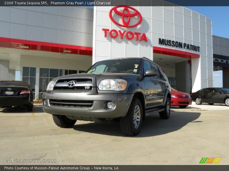 Phantom Gray Pearl / Light Charcoal 2006 Toyota Sequoia SR5
