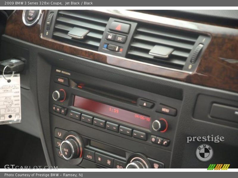 Jet Black / Black 2009 BMW 3 Series 328xi Coupe