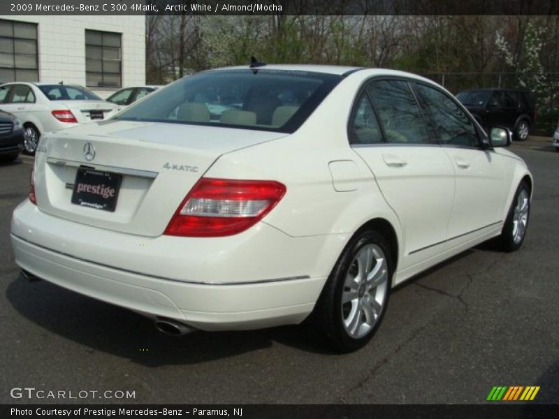 Arctic White / Almond/Mocha 2009 Mercedes-Benz C 300 4Matic