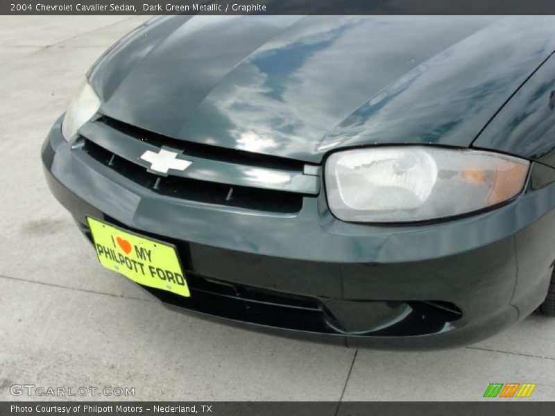 Dark Green Metallic / Graphite 2004 Chevrolet Cavalier Sedan