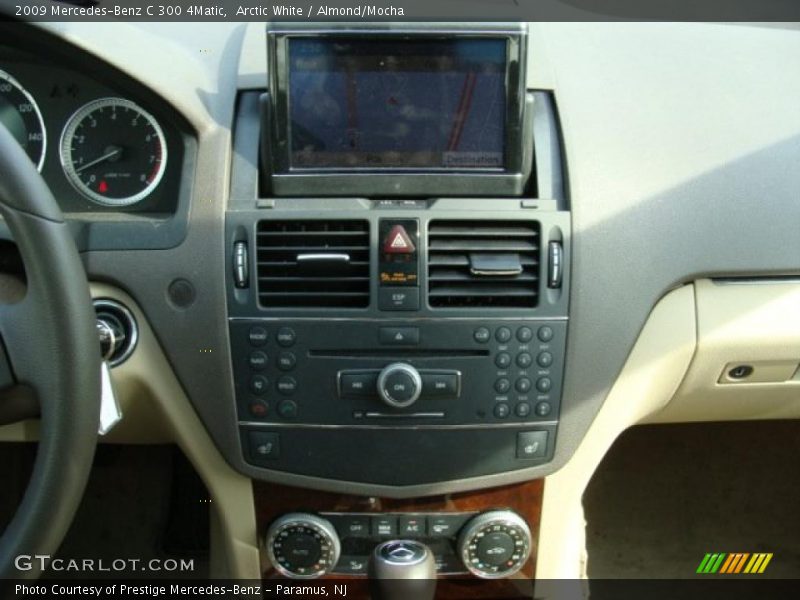 Arctic White / Almond/Mocha 2009 Mercedes-Benz C 300 4Matic