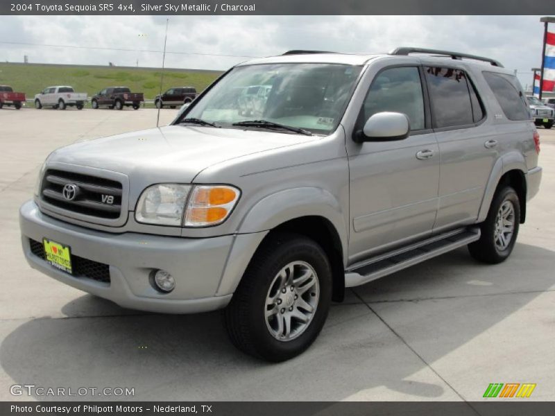 Silver Sky Metallic / Charcoal 2004 Toyota Sequoia SR5 4x4