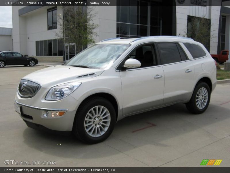 White Diamond Tricoat / Ebony/Ebony 2010 Buick Enclave CX
