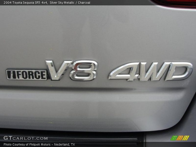 Silver Sky Metallic / Charcoal 2004 Toyota Sequoia SR5 4x4