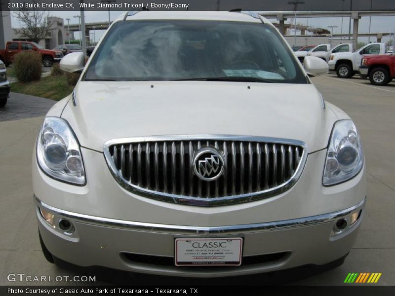 White Diamond Tricoat / Ebony/Ebony 2010 Buick Enclave CX