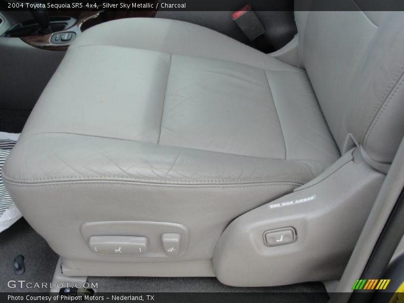 Silver Sky Metallic / Charcoal 2004 Toyota Sequoia SR5 4x4