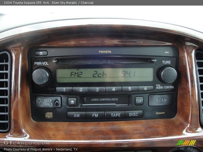 Silver Sky Metallic / Charcoal 2004 Toyota Sequoia SR5 4x4