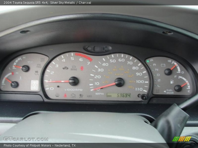 Silver Sky Metallic / Charcoal 2004 Toyota Sequoia SR5 4x4