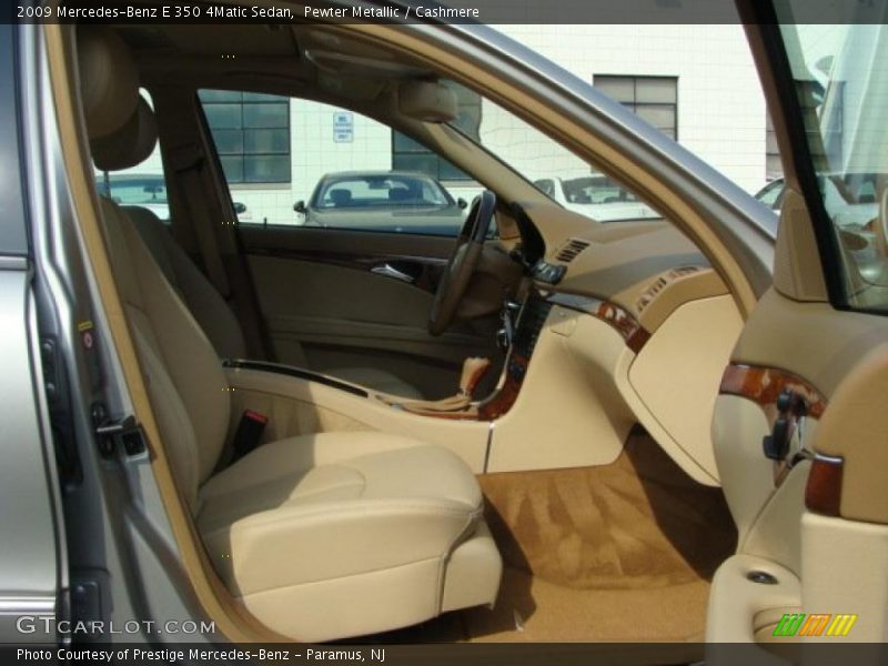 Pewter Metallic / Cashmere 2009 Mercedes-Benz E 350 4Matic Sedan