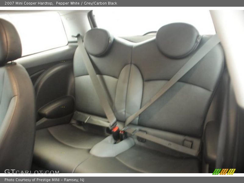 Pepper White / Grey/Carbon Black 2007 Mini Cooper Hardtop