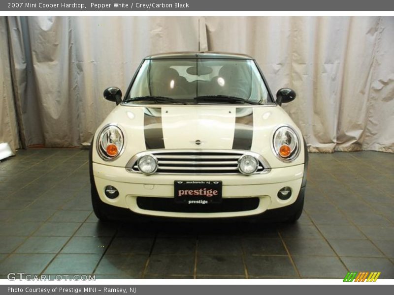 Pepper White / Grey/Carbon Black 2007 Mini Cooper Hardtop