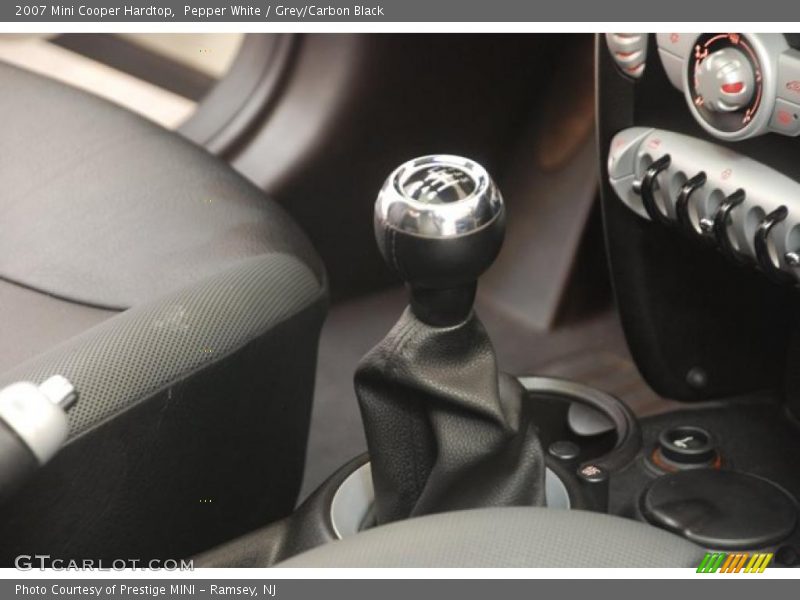 Pepper White / Grey/Carbon Black 2007 Mini Cooper Hardtop