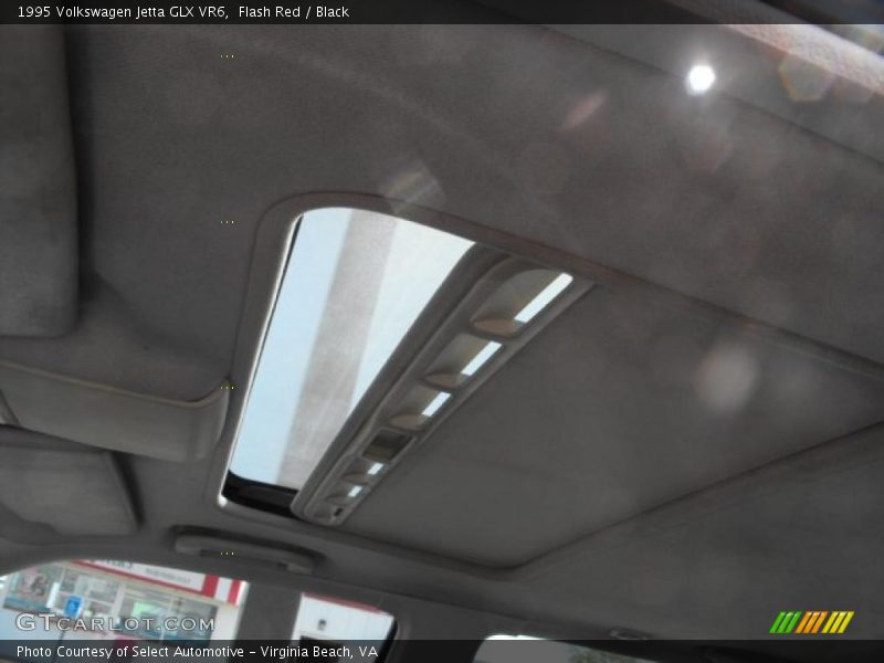 Flash Red / Black 1995 Volkswagen Jetta GLX VR6