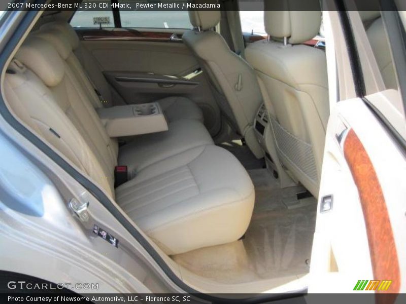 Pewter Metallic / Macadamia 2007 Mercedes-Benz ML 320 CDI 4Matic
