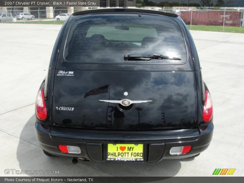 Black / Pastel Slate Gray 2007 Chrysler PT Cruiser