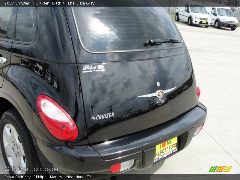 Black / Pastel Slate Gray 2007 Chrysler PT Cruiser