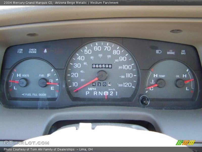 Arizona Beige Metallic / Medium Parchment 2004 Mercury Grand Marquis GS