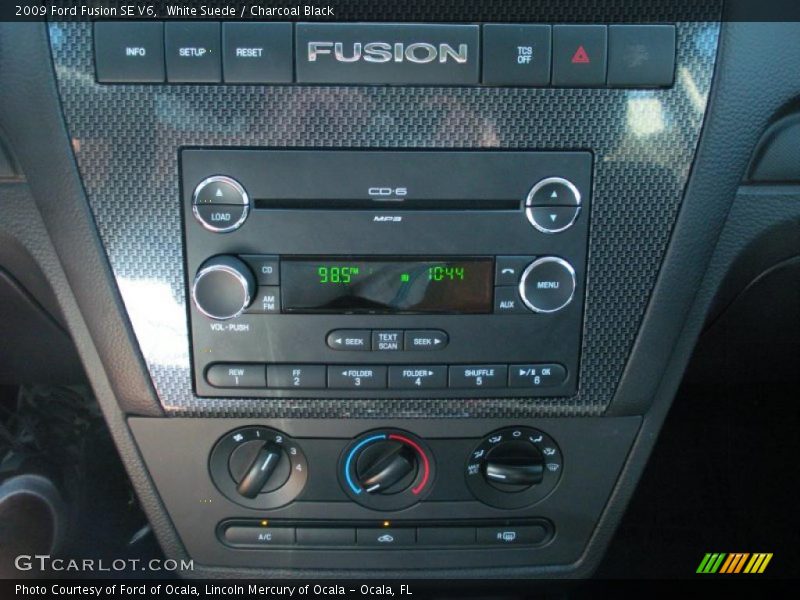 White Suede / Charcoal Black 2009 Ford Fusion SE V6