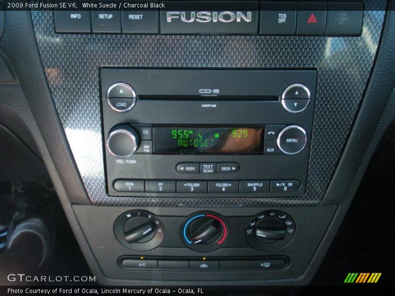 White Suede / Charcoal Black 2009 Ford Fusion SE V6