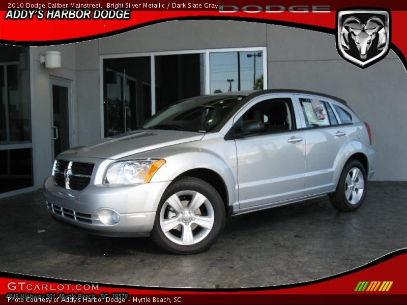 Bright Silver Metallic / Dark Slate Gray 2010 Dodge Caliber Mainstreet