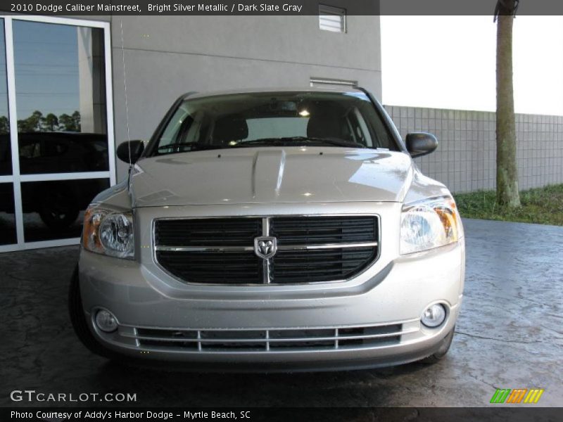 Bright Silver Metallic / Dark Slate Gray 2010 Dodge Caliber Mainstreet