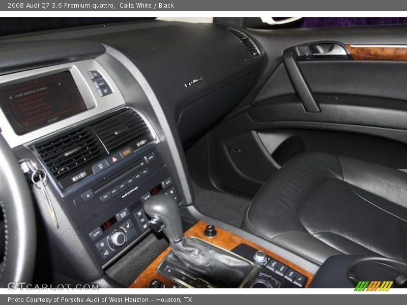 Calla White / Black 2008 Audi Q7 3.6 Premium quattro