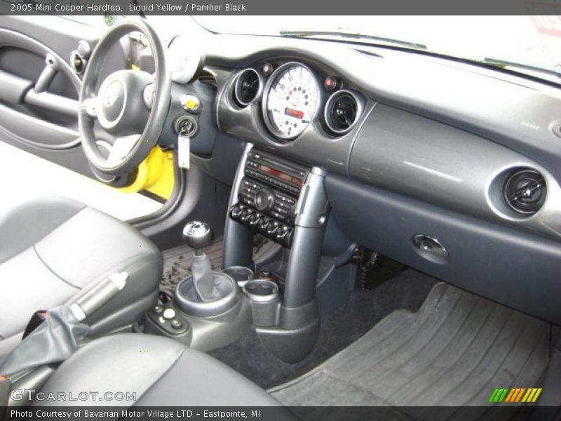 Liquid Yellow / Panther Black 2005 Mini Cooper Hardtop