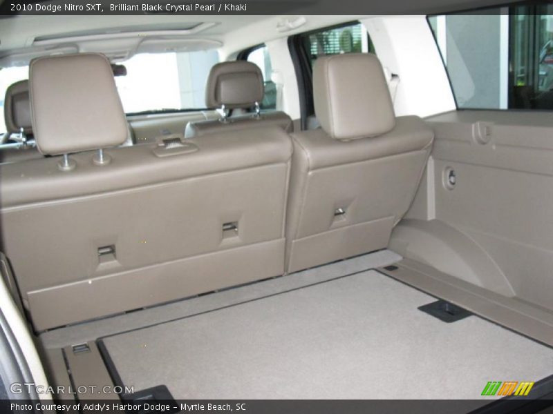 Brilliant Black Crystal Pearl / Khaki 2010 Dodge Nitro SXT