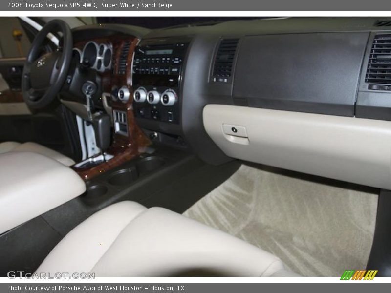 Super White / Sand Beige 2008 Toyota Sequoia SR5 4WD