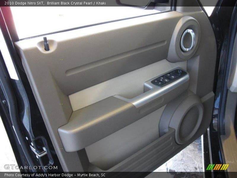 Brilliant Black Crystal Pearl / Khaki 2010 Dodge Nitro SXT