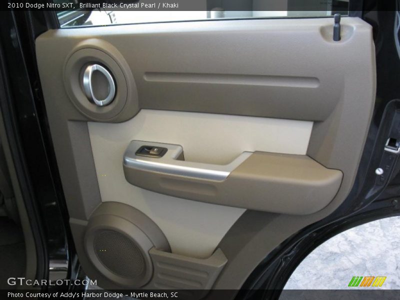 Brilliant Black Crystal Pearl / Khaki 2010 Dodge Nitro SXT