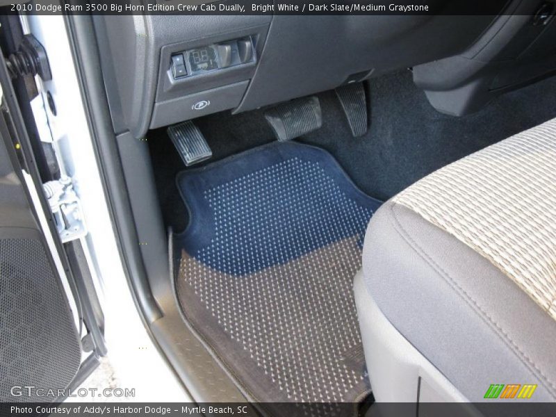 Bright White / Dark Slate/Medium Graystone 2010 Dodge Ram 3500 Big Horn Edition Crew Cab Dually