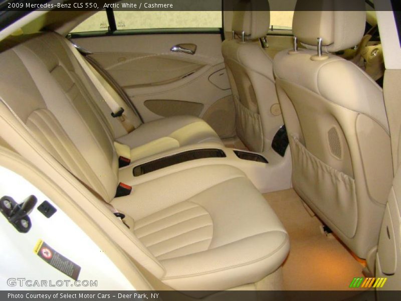 Arctic White / Cashmere 2009 Mercedes-Benz CLS 550