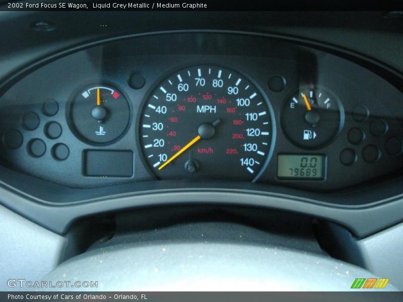 Liquid Grey Metallic / Medium Graphite 2002 Ford Focus SE Wagon