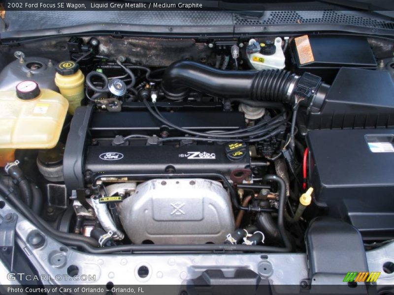 Liquid Grey Metallic / Medium Graphite 2002 Ford Focus SE Wagon