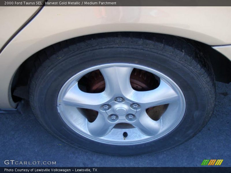 Harvest Gold Metallic / Medium Parchment 2000 Ford Taurus SES