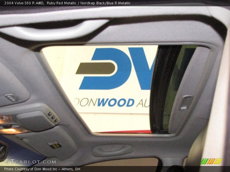 Ruby Red Metallic / Nordkap Black/Blue R Metallic 2004 Volvo S60 R AWD